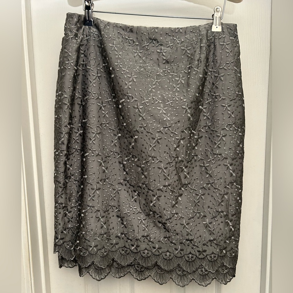 Liz Claiborne Gray Sequin Embellished Pencil Skirt